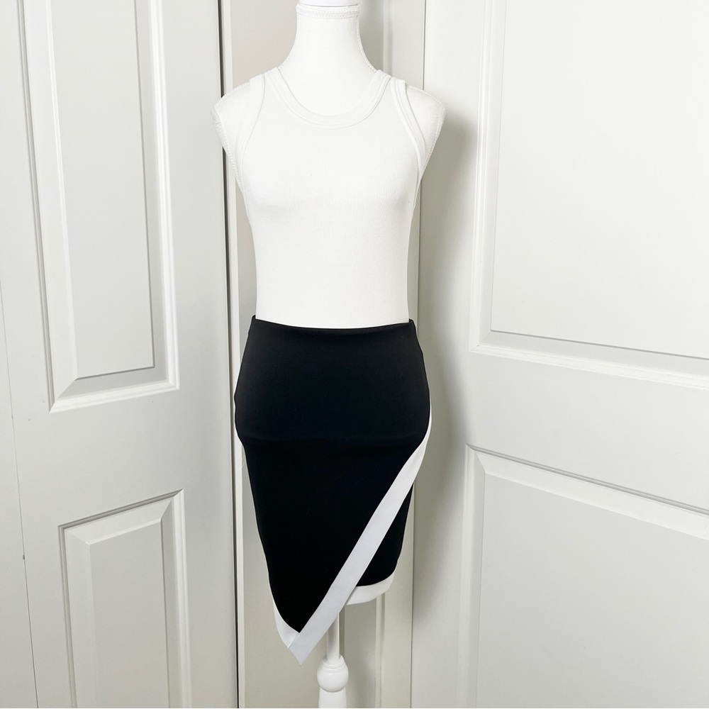 UK2LA Black & White Asymmetrical Stretch Mini Skirt – Bold & Chic, XXS